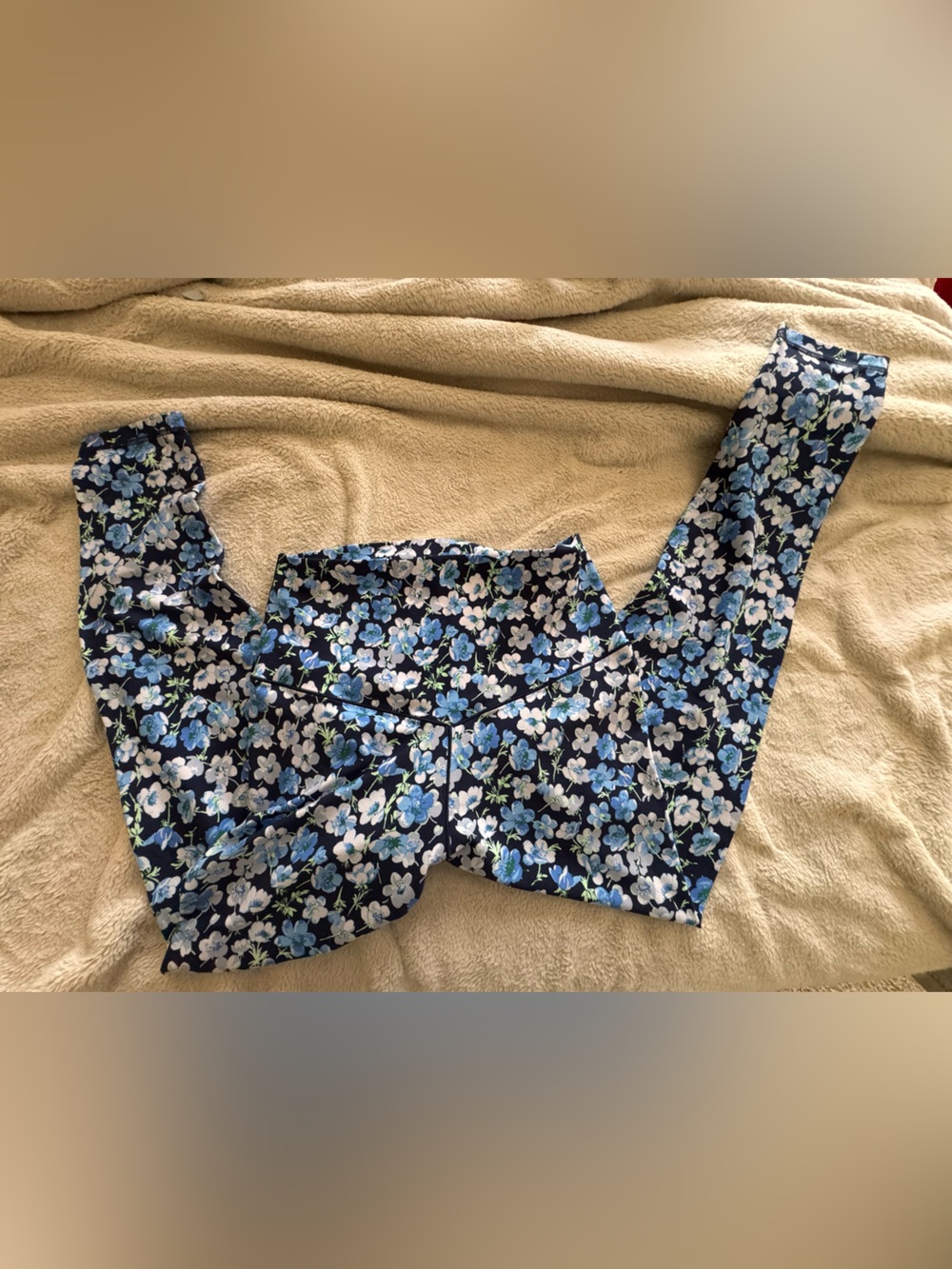 aerie Floral Blue & White Leggings - Picture 2 of 3